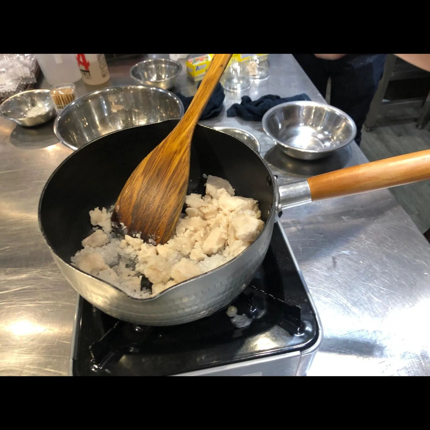 舊生限定 - 原豆炒製白餡、練切外皮 GCFSHIRO