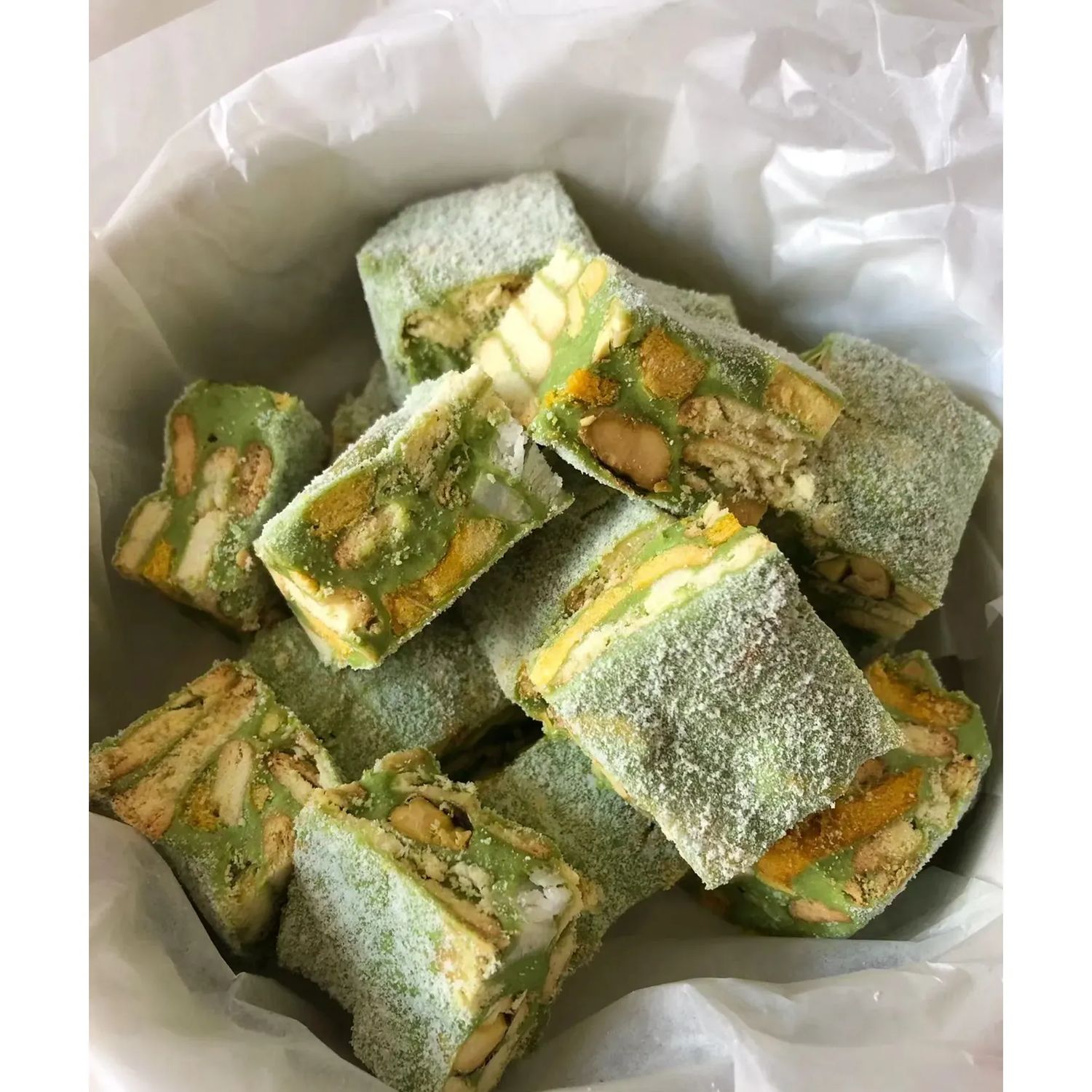 開心果雪花酥&鳥結糖