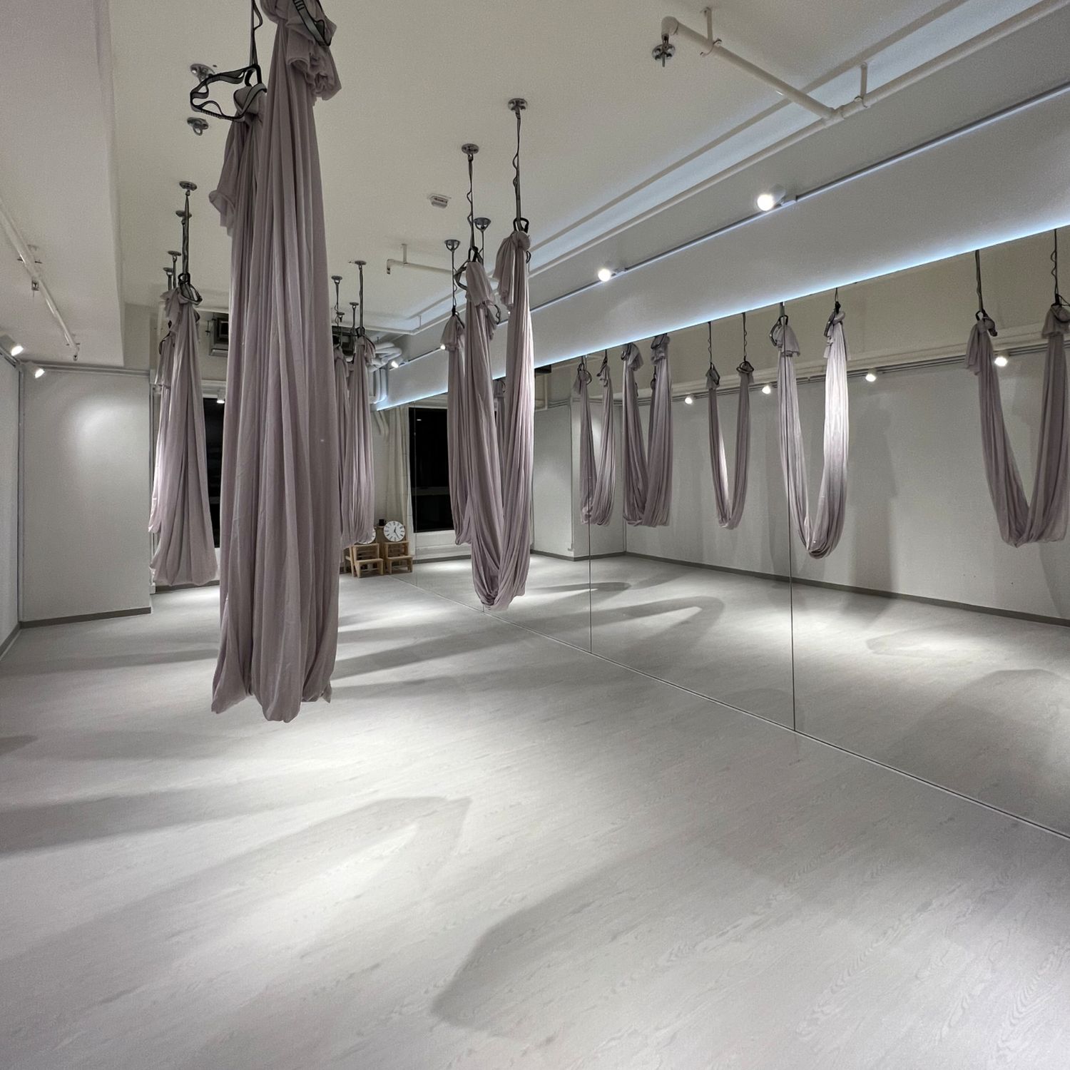 Aerial Stretch 空中伸展