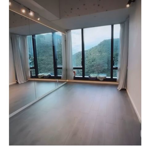 Rental | W Luxe