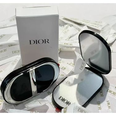 Dior VIP 積分換領禮品🩷 Dior 鏡面支架 — 奢華實用二重奏