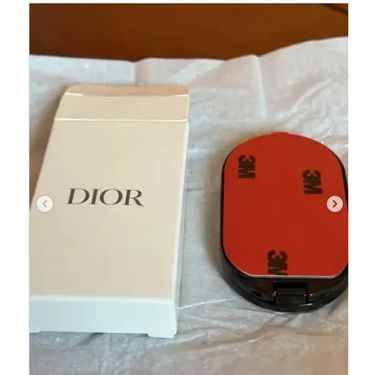 Dior VIP 積分換領禮品🩷 Dior 鏡面支架 — 奢華實用二重奏
