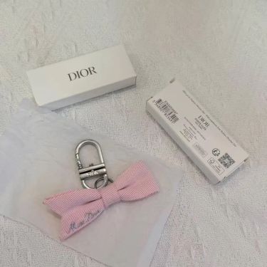 Dior Beauty 2026年七夕限定贈品粉色牛仔布蝴蝶結鎖匙扣-有盒