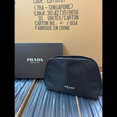 🌸PRADA 大容量萬能化裝包（duty free)