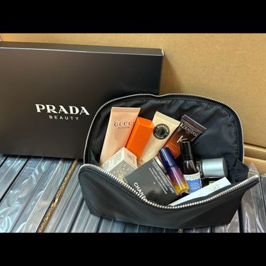 🌸PRADA 大容量萬能化裝包（duty free)