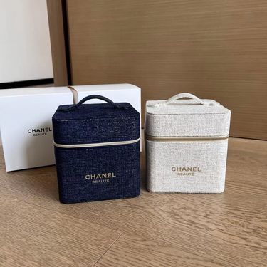 🔷 Chanel beauty贈品燙金絨絲質(牛仔布）化妝盒收納箱