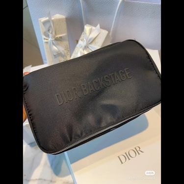 Dior backstage brush kit化妝掃連皮袋連包裝盒(一套4件)