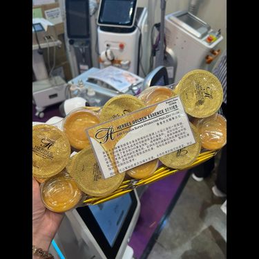 法國Herbes赫柏絲24K黃金水光精華面膜配合玻尿酸凍晶粉 一排10 個