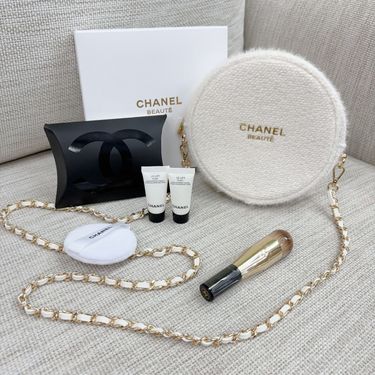 Chanel Beauty最新款絨毛化妝包DIY SET A