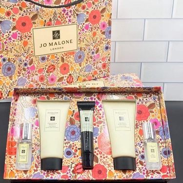 Jo Malone 寵護花卉禮盒（平行）