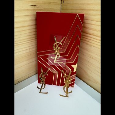 YSL利是封LOGO DIY 心扣針