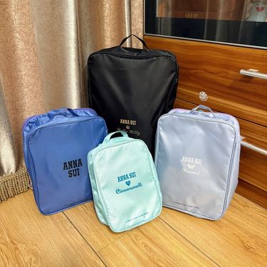 Anna Sui × Sanrio旅行收納袋套裝(一套四個 / 每款各一）