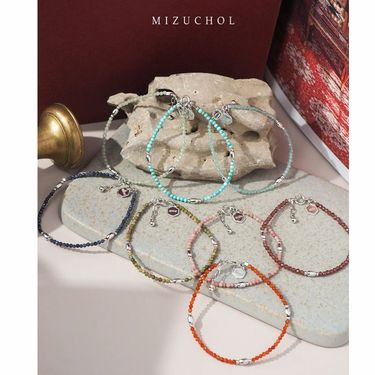 Mizuchol Jewelry Mantra of Jade – धन (Dhan)