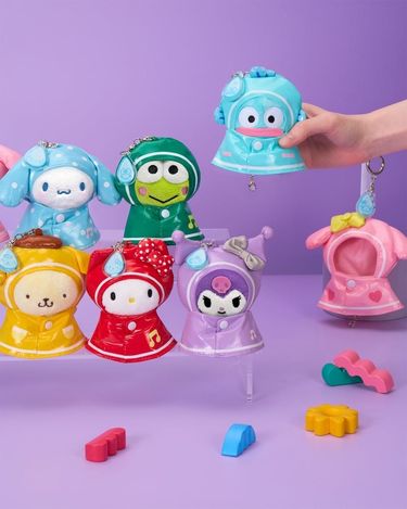🌸Olive Young X Sanrio 韓國🇰🇷限定 雨褸版samrop鎖匙扣