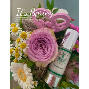 MEDICAL BEAUTY RESEARCH 眼部立體緊緻提升修護眼霜 Eyelift Cream 30ml