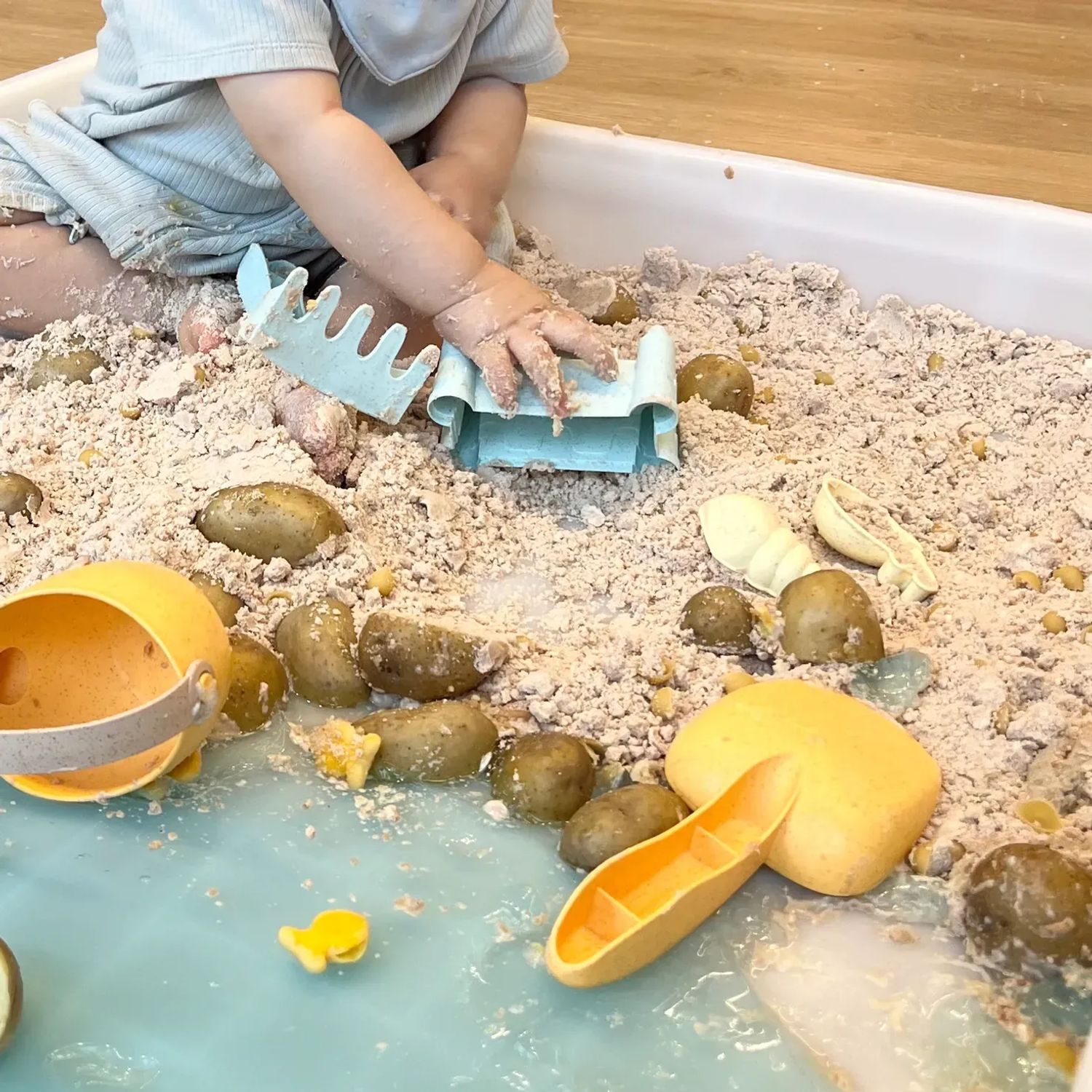 Messy Family Play