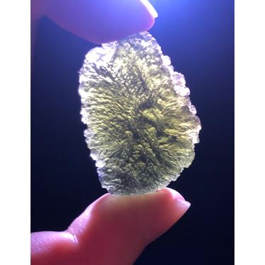 #捷克隕石 #Moldavite 原石 重量：15.90克