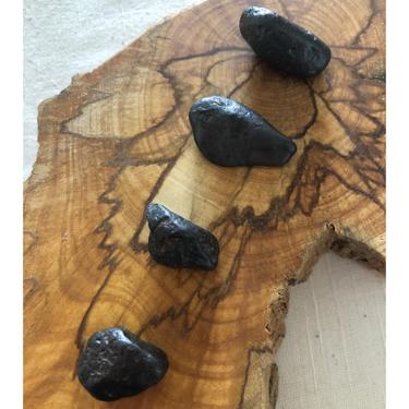 Raw Iron Ore from Mekong River 4 psc 52.80g