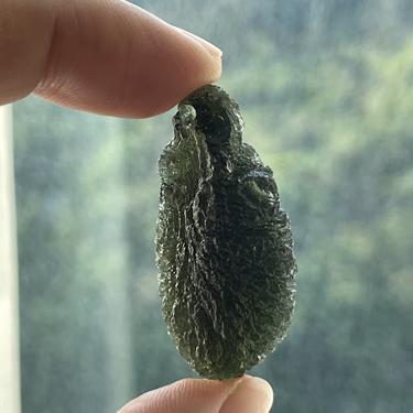 #捷克隕石   #Moldavite 重量：14.96克
