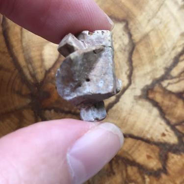 Staurolite 3.31g in Rare Blue/ Grey colour Museum quality