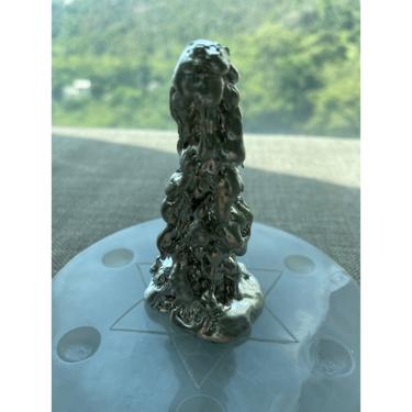 NGERN YUANG LEKLAI 銀力泥