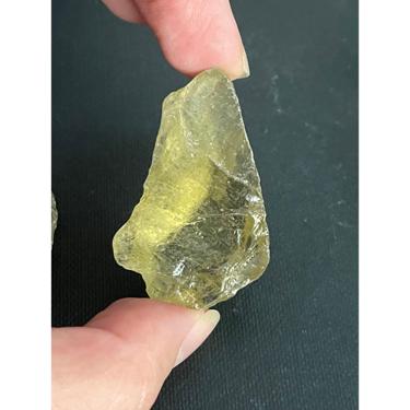 Lemon Quartz average 18g-22g each psc
