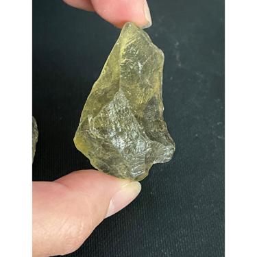 Lemon Quartz average 18g-22g each psc