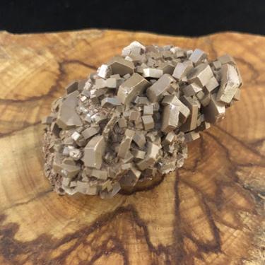Rare colour 'Cafe Au Lait' Vanadinite 83.50g