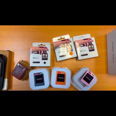 PHOTOTAG 永恆足｜EINK 彩色電子紙定位防丟器